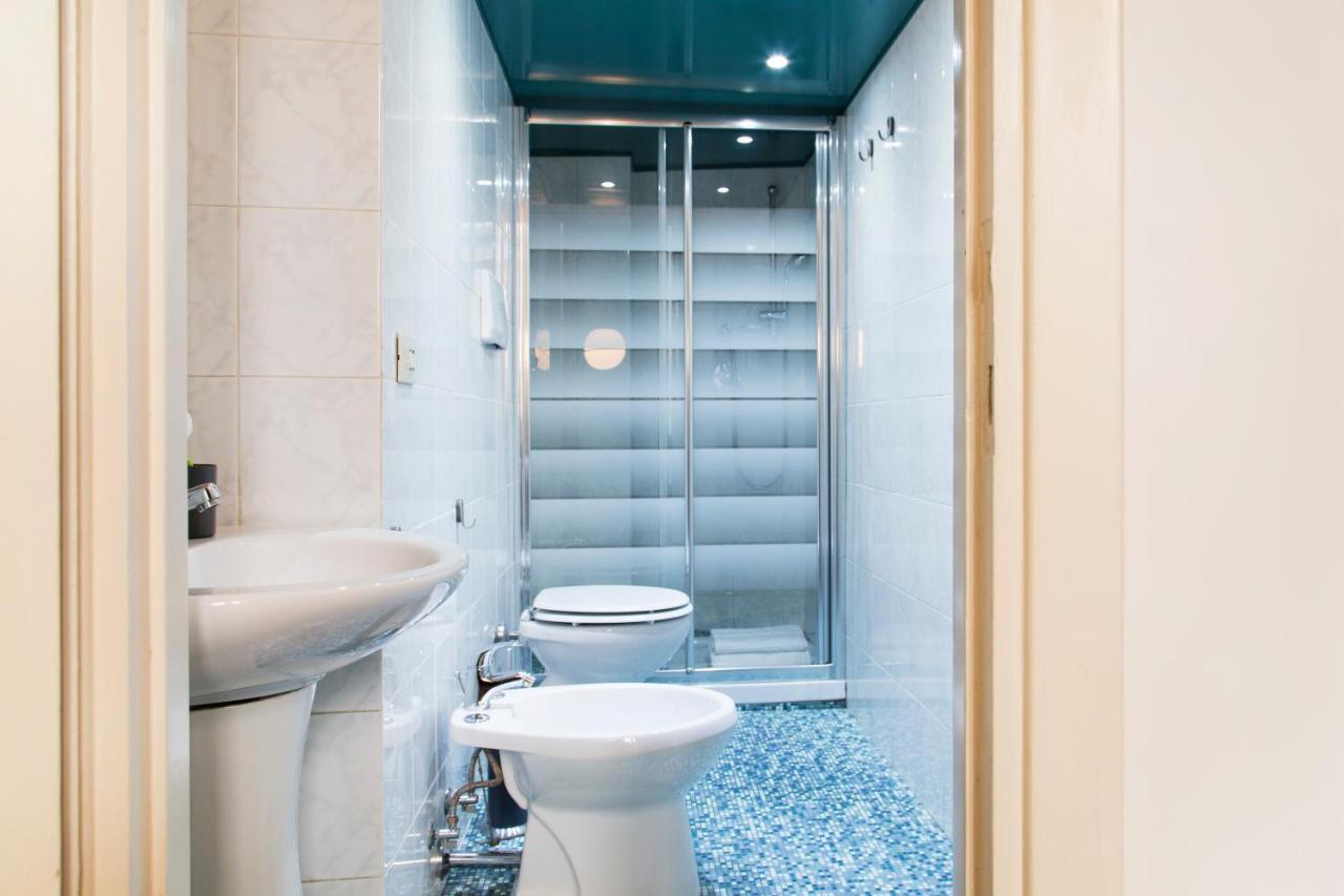 רומא Trasteverehome - Central Monserrato House With Balcony מראה חיצוני תמונה