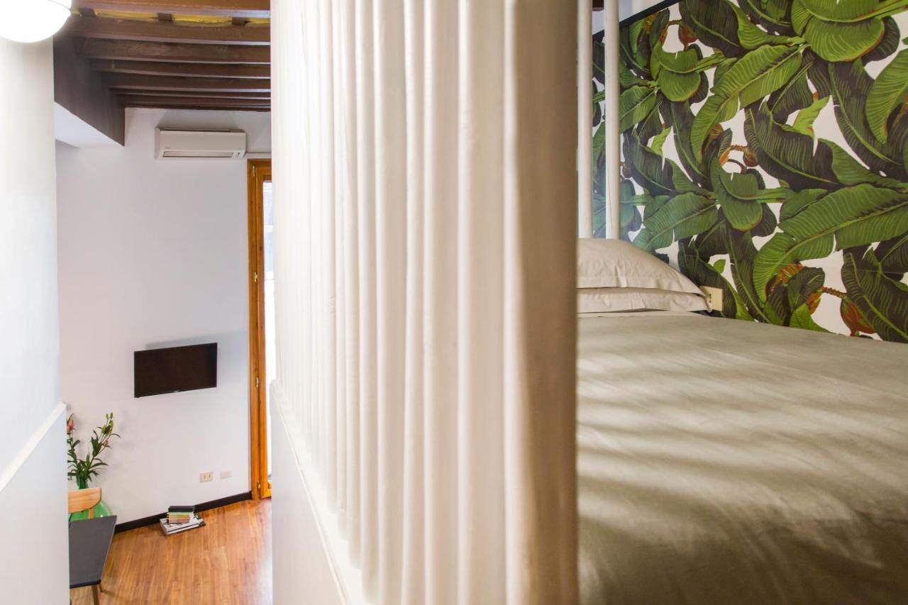 רומא Trasteverehome - Central Monserrato House With Balcony מראה חיצוני תמונה
